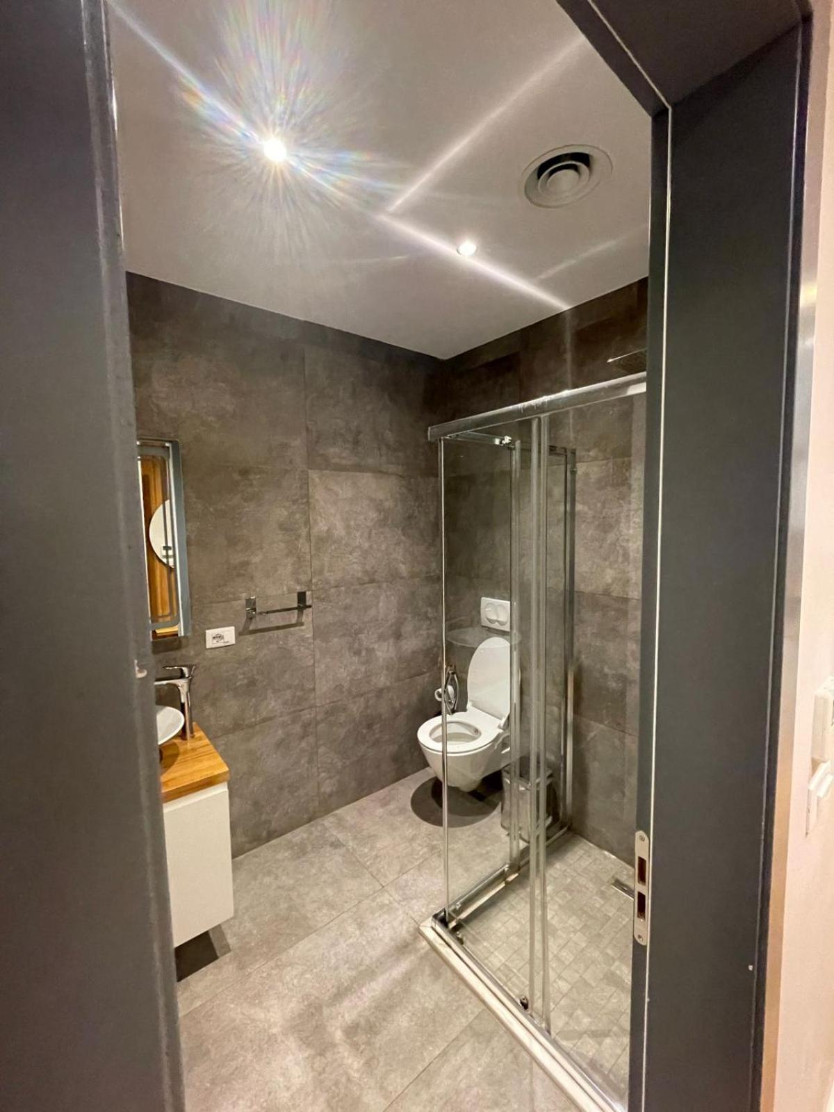 Nest&Rest Apartments Tiranë Ngoại thất bức ảnh