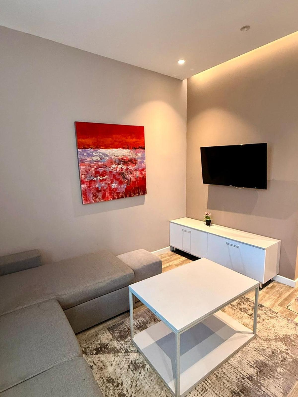 Nest&Rest Apartments Tiranë Ngoại thất bức ảnh