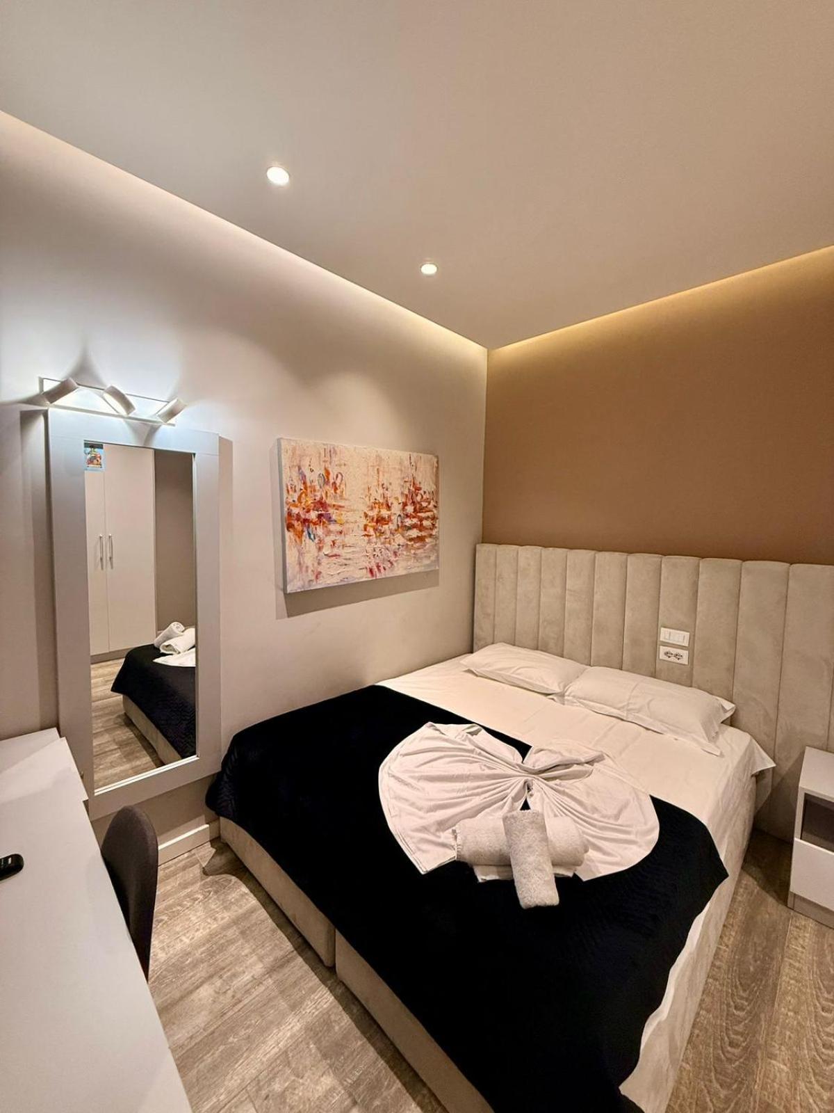 Nest&Rest Apartments Tiranë Ngoại thất bức ảnh