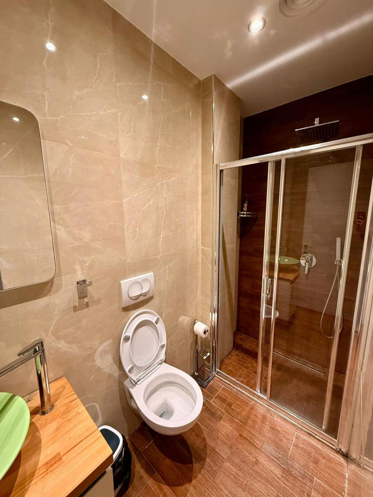 Nest&Rest Apartments Tiranë Ngoại thất bức ảnh