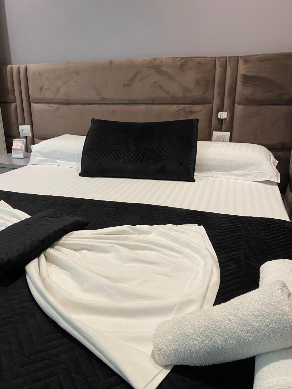 Nest&Rest Apartments Tiranë Ngoại thất bức ảnh